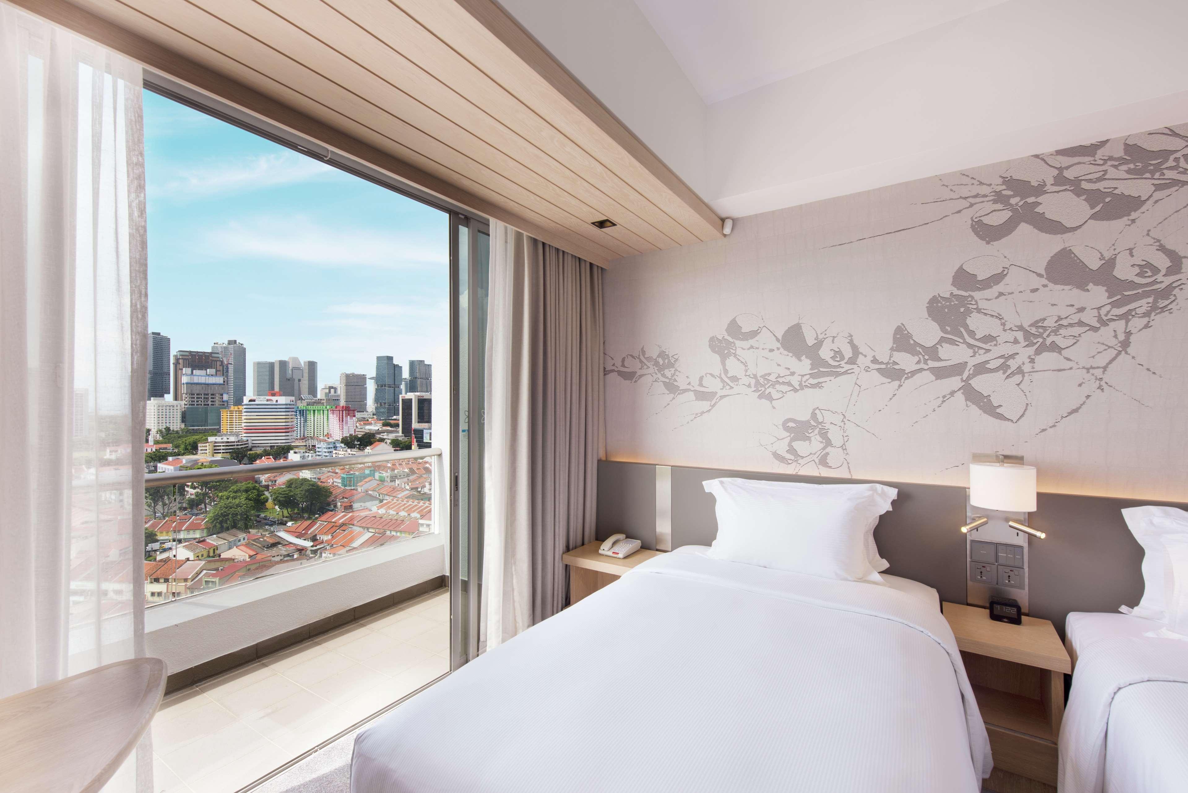 Hilton Garden Inn Singapore Serangoon Екстер'єр фото